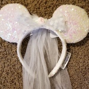 Minnie Bride ears
